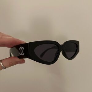 EUC Chanel Cat Eye Sunglasses